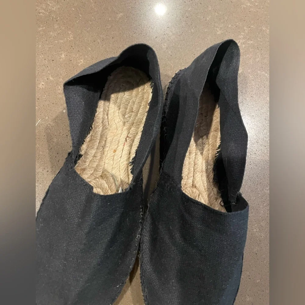Black Espadrilles shoes